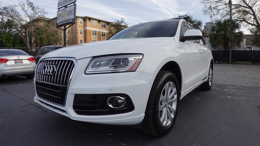 2014 Audi Q5 Premium's photo