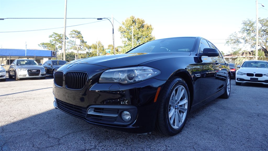 2016 BMW 5 Series 528i