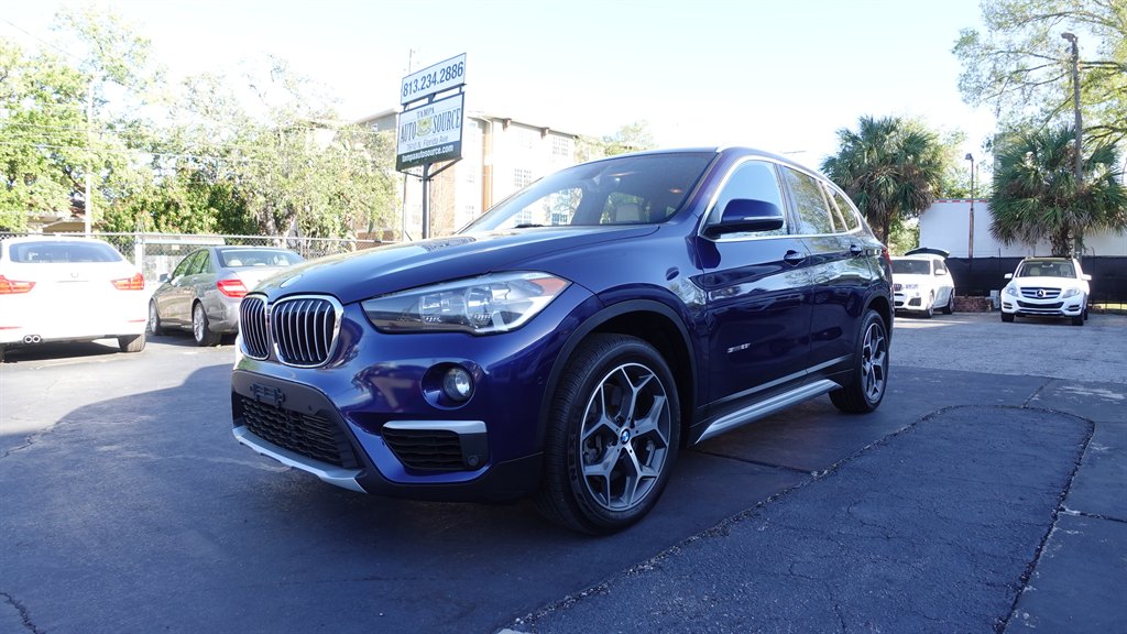 2017 BMW X1 28i's photo