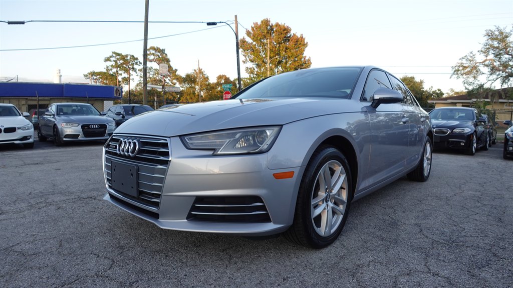 2017 Audi A4 Premium's photo