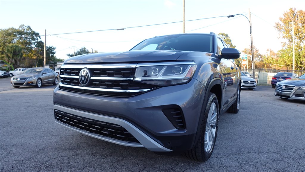 2022 Volkswagen Atlas SE w/Tech